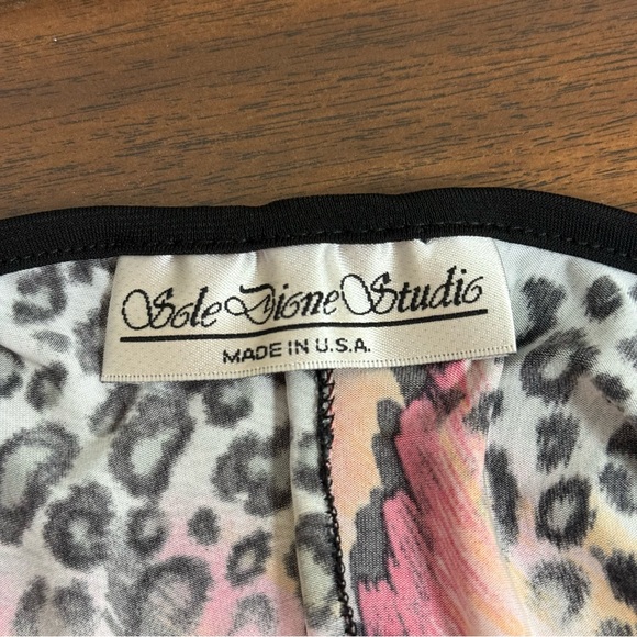 Sole Dione Studio USA Animal Print Tunic Top - Size Small - Picture 5 of 7